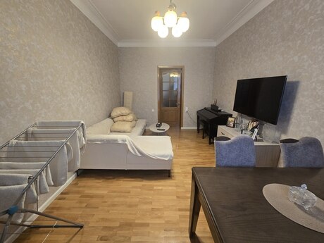 3 otaqlı mənzil, 75 m², 28 May: 369 000 ₼ 4