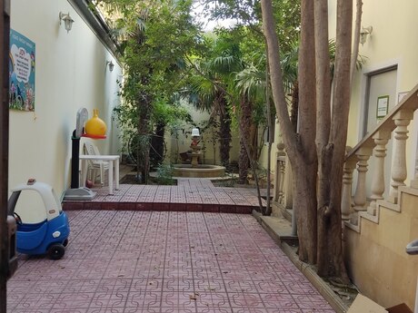 7 otaqlı həyət evi, 130 m², Elmlər Akademiyası: 580 000 ₼ 2