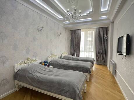 3 otaqlı mənzil, 142 m², Zümrüd Residence: 560 000 ₼ 5