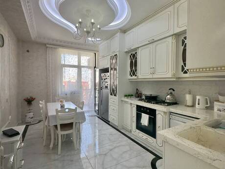 3 otaqlı mənzil, 142 m², Zümrüd Residence: 560 000 ₼ 3