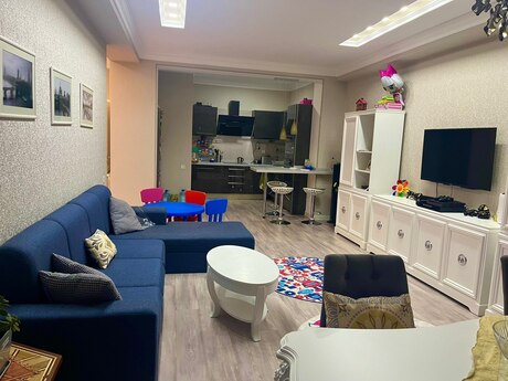 Kirayə 3 otaqlı mənzil, 124 m², Ağ şəhər: 1 100 ₼/ay 3