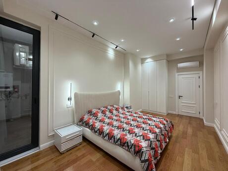 Kirayə 3 otaqlı mənzil, 100 m², 28 May: 1 700 ₼/ay 4