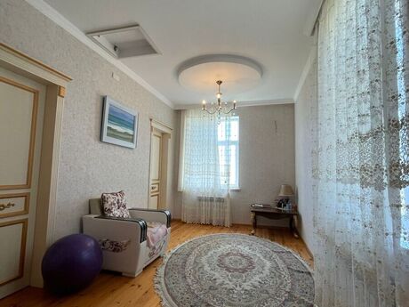 4 otaqlı həyət evi, 200 m², Novxanı: 195 000 ₼ 3
