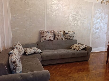 Аренда: 3-комнатная квартира, 100 м², Nəriman Nərimanov: 899 ₼/мес 2