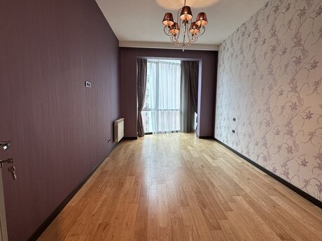 3-room apartment, 138 m², 8 Noyabr: 385 000 ₼ 5