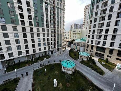2-комнатная квартира, 92 м², Zümrüd Residence: 303 000 ₼ 2