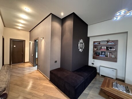 3 otaqlı mənzil, 131 m², 8 Noyabr: 415 000 ₼ 4
