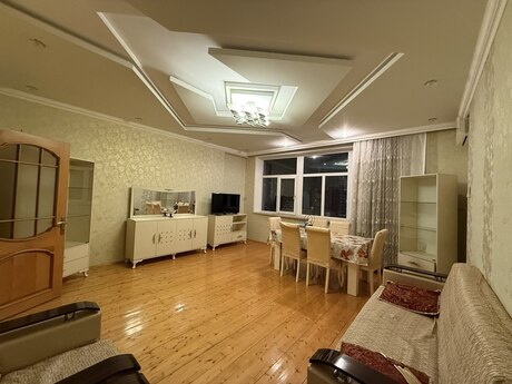 2-room apartment, 100 m², Şah İsmayıl Xətai: 300 000 ₼ 5