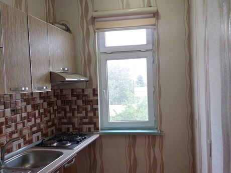 4 otaqlı həyət evi, 200 m², Həzi Aslanov: 350 000 ₼ 2