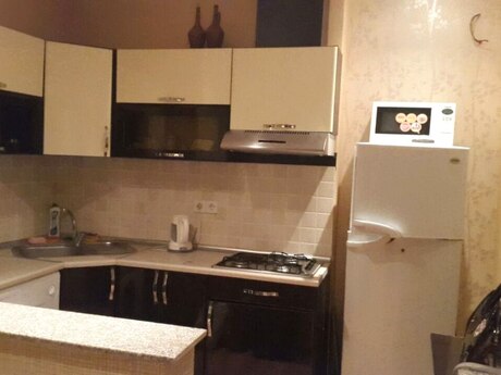 Kirayə 2 otaqlı mənzil, 75 m², Gənclik: 700 ₼/ay 3
