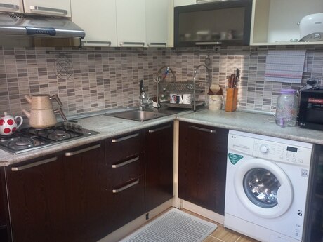 3 rooms · 72 m² · floor 2/9, Əhmədli