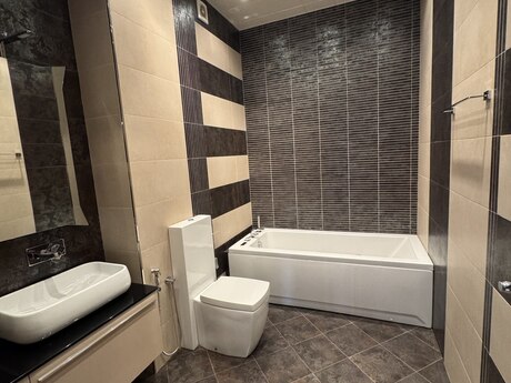8 Noyabrda 4 otaqlı yeni tikili mənzil satılır, 185 m², 535 000 AZN, şəkil 4 / 12