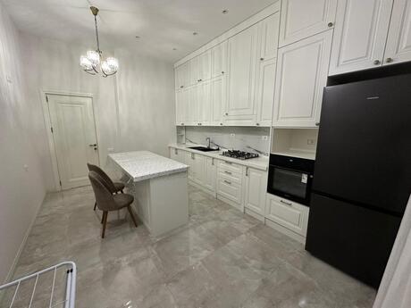 Kirayə 2 otaqlı mənzil, 110 m², 28 May: 1 500 ₼/ay 3