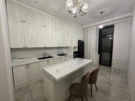 Kirayə 2 otaqlı mənzil, 110 m², 28 May: 1 500 ₼/ay 5