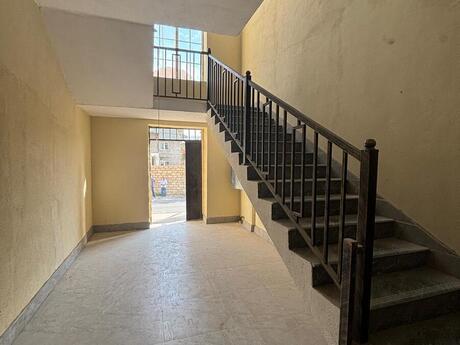 2 otaq · 75,8 m² · 1/3 mərtəbə, Masazır
