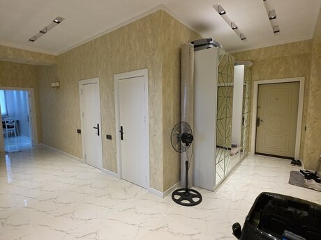 3 otaqlı mənzil, 125 m², Bakıxanov: 275 000 ₼ 3