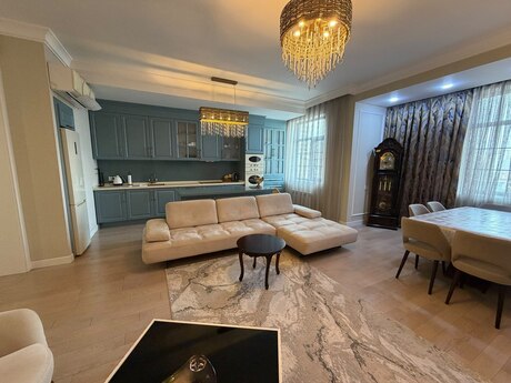 3 otaqlı mənzil, 141 m², Elmlər Akademiyası: 649 000 ₼ 3