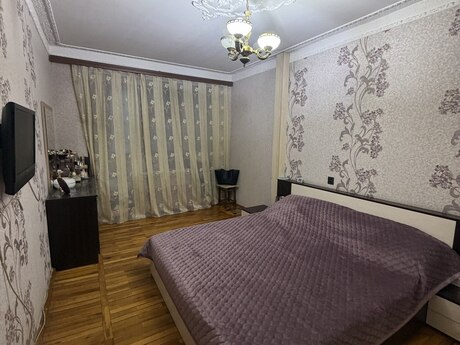 4 otaqlı mənzil, 110 m², Əhmədli: 240 000 ₼ 4