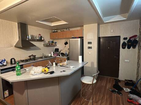 2 otaq · 62 m² · 12/18 mərtəbə, Elmlər Akademiyası