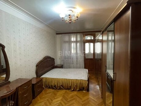 Kirayə 4 otaqlı mənzil, 110 m², Azadlıq Prospekti: 800 ₼/ay 3