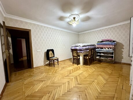 3-room apartment, 70 m², Neftçilər: 165 000 ₼ 2