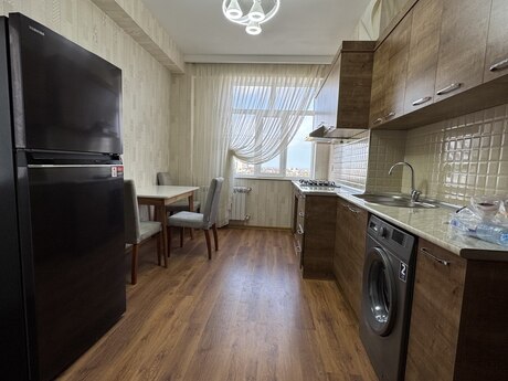 Аренда: 3-комнатная квартира, 120 м², Xalqlar Dostluğu: 800 ₼/мес 3