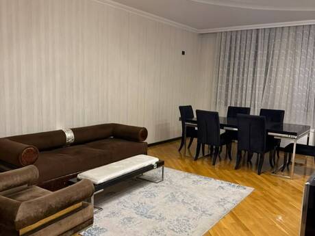 Kirayə 2 otaqlı mənzil, 100 m², Nəriman Nərimanov: 1 100 ₼/ay 2