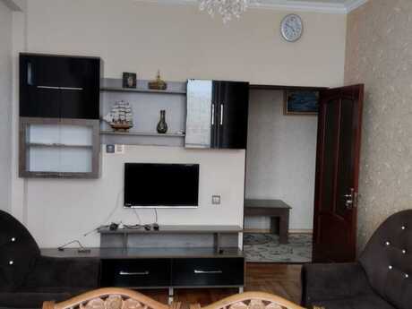 Kirayə 2 otaqlı mənzil, 70 m², Həzi Aslanov: 600 ₼/ay 2