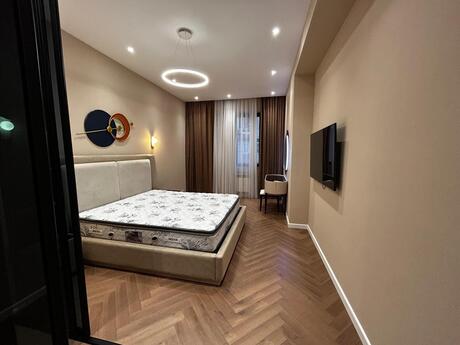 Аренда: 3-комнатная квартира, 180 м², İzmir Residence: 3 000 ₼/мес 4