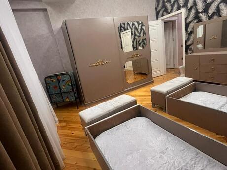 Kirayə 3 otaqlı mənzil, 100 m², 28 May: 1 500 ₼/ay 3