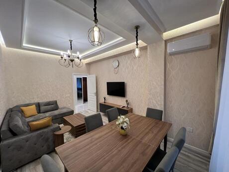 2-room apartment for rent, 70 m², Grand Hayat: 950 ₼/mo 2
