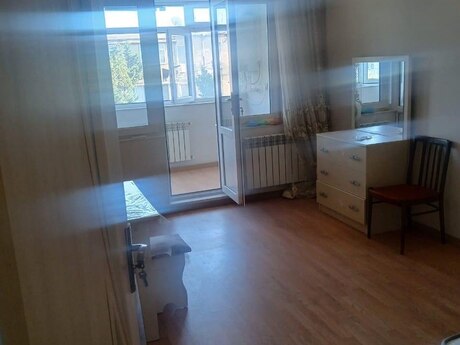 Аренда: 1-комнатная квартира, 40 м², Xalqlar Dostluğu: 550 ₼/мес 3