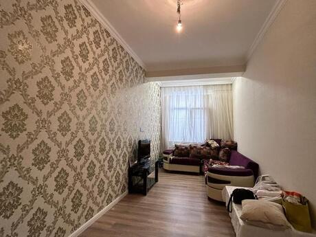 3 otaqlı mənzil, 105 m², 28 May: 330 000 ₼ 3