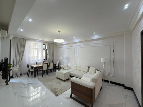 3 otaqlı mənzil, 93 m², Şah İsmayıl Xətai: 345 000 ₼ 2