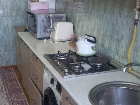 3-room apartment for rent, 80 m², 8 Noyabr: 175 ₼/mo 5