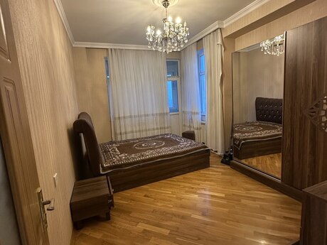 2 otaq · 96 m² · 13/13 mərtəbə, Qara Qarayev