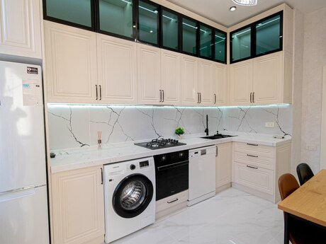 3 otaqlı mənzil, 107 m², 8 Noyabr: 379 000 ₼ 4