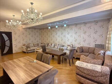 3 otaqlı mənzil, 138 m², Şah İsmayıl Xətai: 430 000 ₼ 3