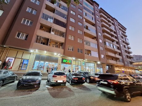 4-комнатная квартира, 170 м², Elmlər Akademiyası: 440 000 ₼ 3
