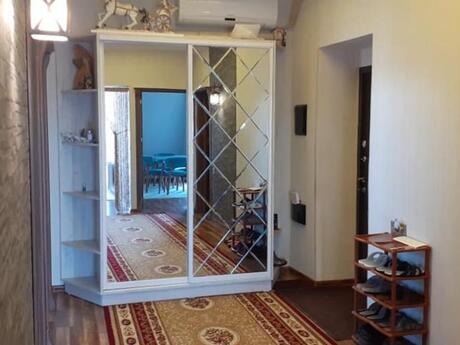 Kirayə 3 otaqlı mənzil, 126 m², Ağ şəhər: 1 200 ₼/ay 2