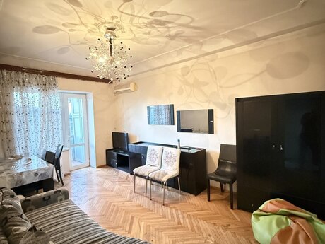 3 rooms · 70 m² · floor 4/5, Əhmədli