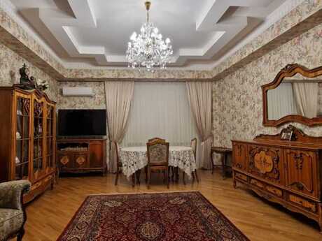 3-комнатная квартира, 115 м², 8 Noyabr: 285 000 ₼ 3