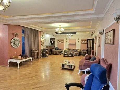 5 otaqlı mənzil, 300 m², İçəri Şəhər: 700 000 ₼ 2