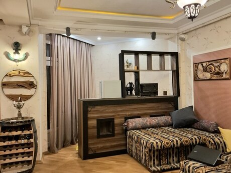 5 otaqlı mənzil, 300 m², İçəri Şəhər: 700 000 ₼ 5
