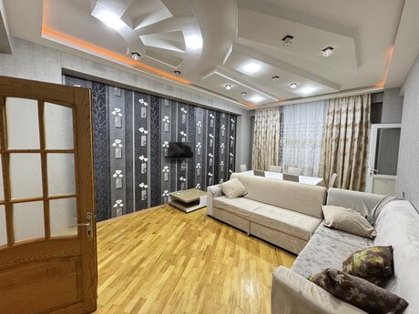 Аренда: 3-комнатная квартира, 90 м², Memar Əcəmi: 750 ₼/мес 4