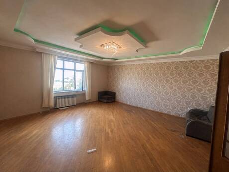 3 rooms · 135 m² · floor 10/19, 20 Yanvar