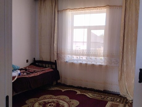 4 otaqlı həyət evi, 140 m², Binə: 80 000 ₼ 5