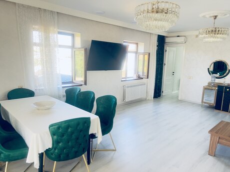 7 otaqlı həyət evi, 300 m², Əmircan: 190 000 ₼ 5