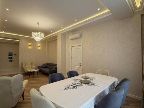 Kirayə 3 otaqlı mənzil, 120 m², 28 May: 1 700 ₼/ay 4
