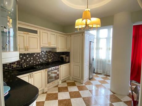 Kirayə 2 otaqlı mənzil, 85 m², İnşaatçılar: 700 ₼/ay 5